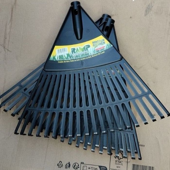 Граблі віялові пластикові Ramp оригінал вєєрні