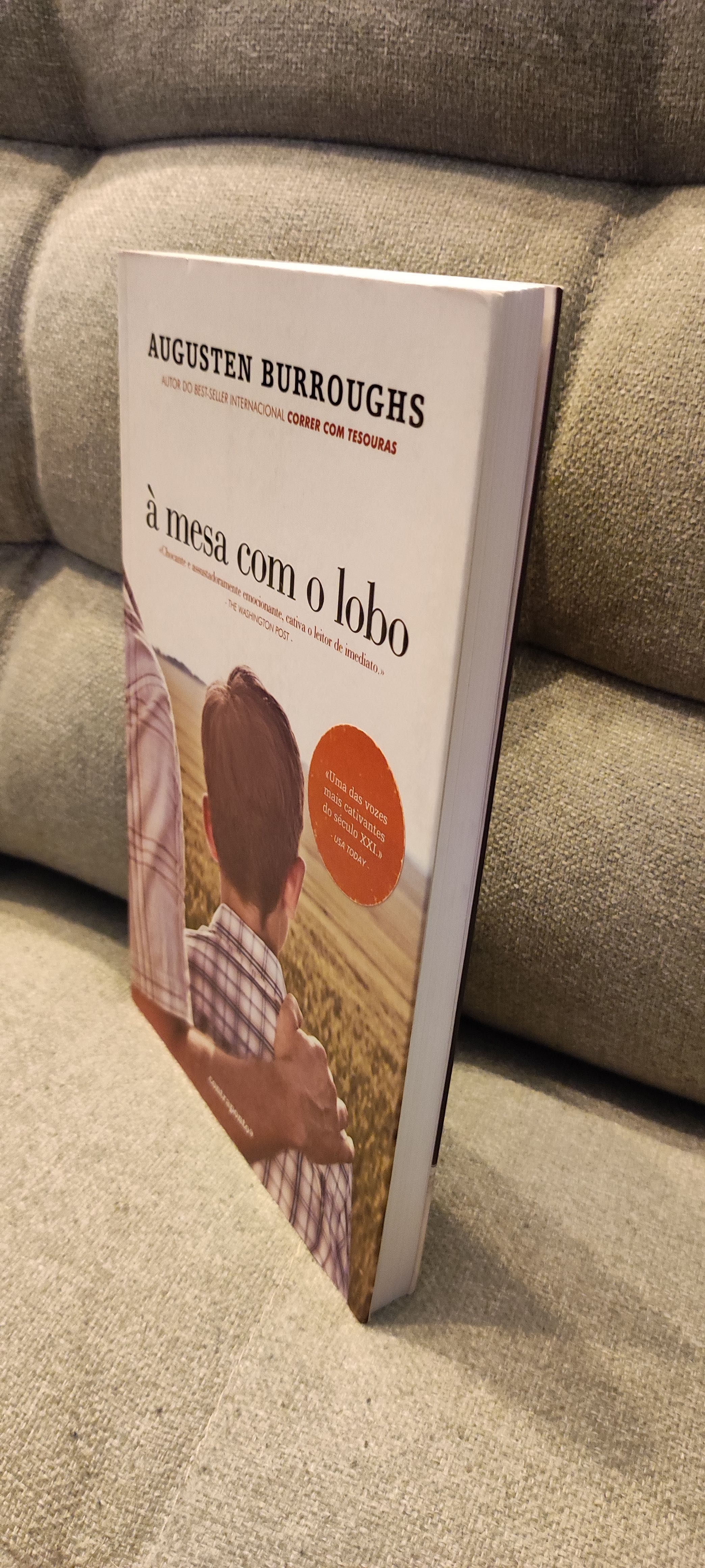 À Mesa Com o Lobo de Augusten Burroughs