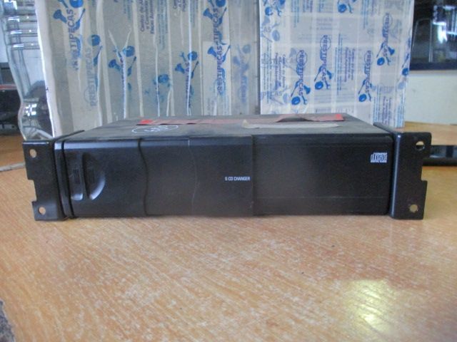 Radios 65126913389 BMW E46 COUPE 2001 320I 165CV 0P BMW 6 CD CHANGER