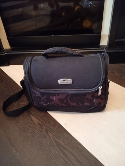 Сумка чемоданчик ручная кладь через плечо.