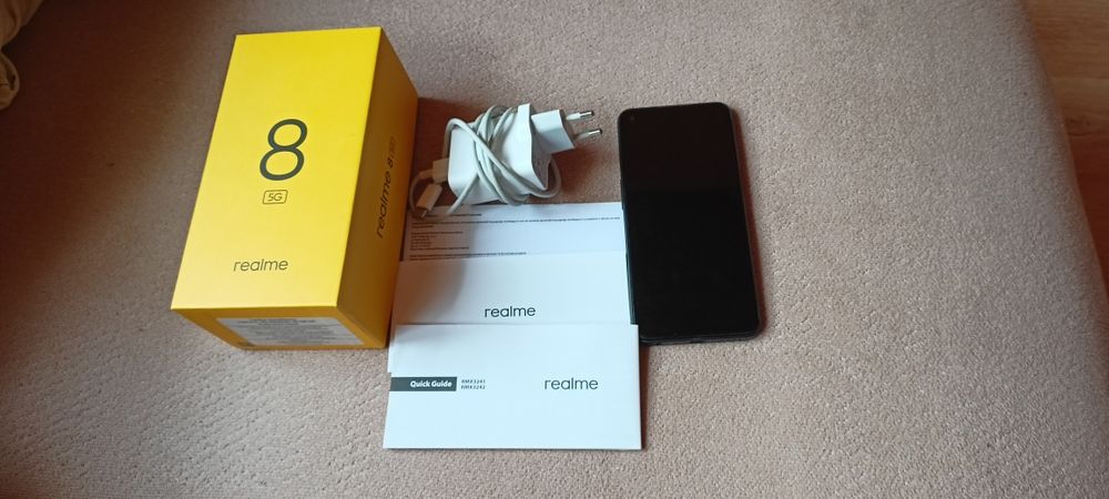 Realmi 8 z 5g stan b.dobry