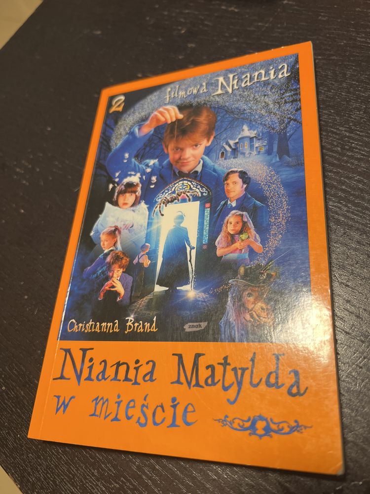 Niania Matylda w mieście Christianna Brand