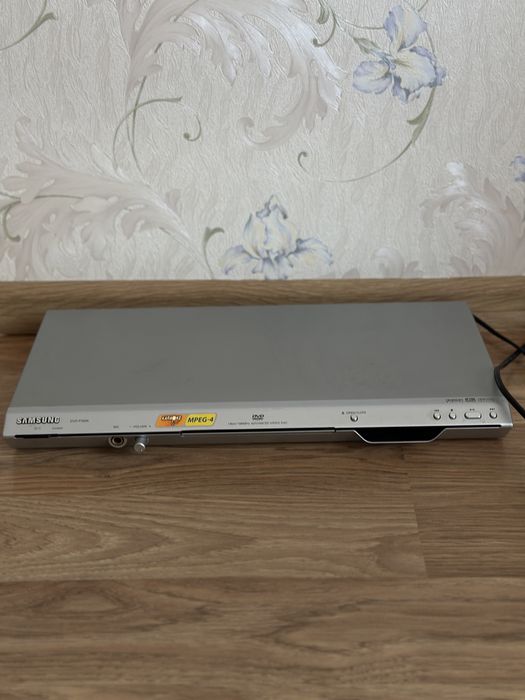 DVD плеєр Samsung DVD-P360K