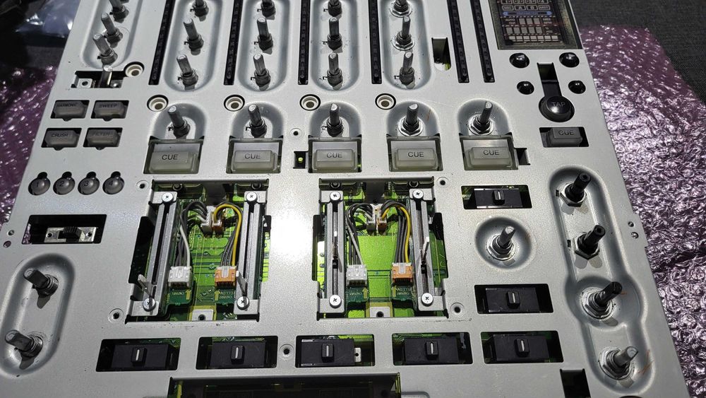 Pioneer DJM 800 Optimo estado (ler com atenção)