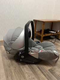 Продам автокрісло cybex cloud q