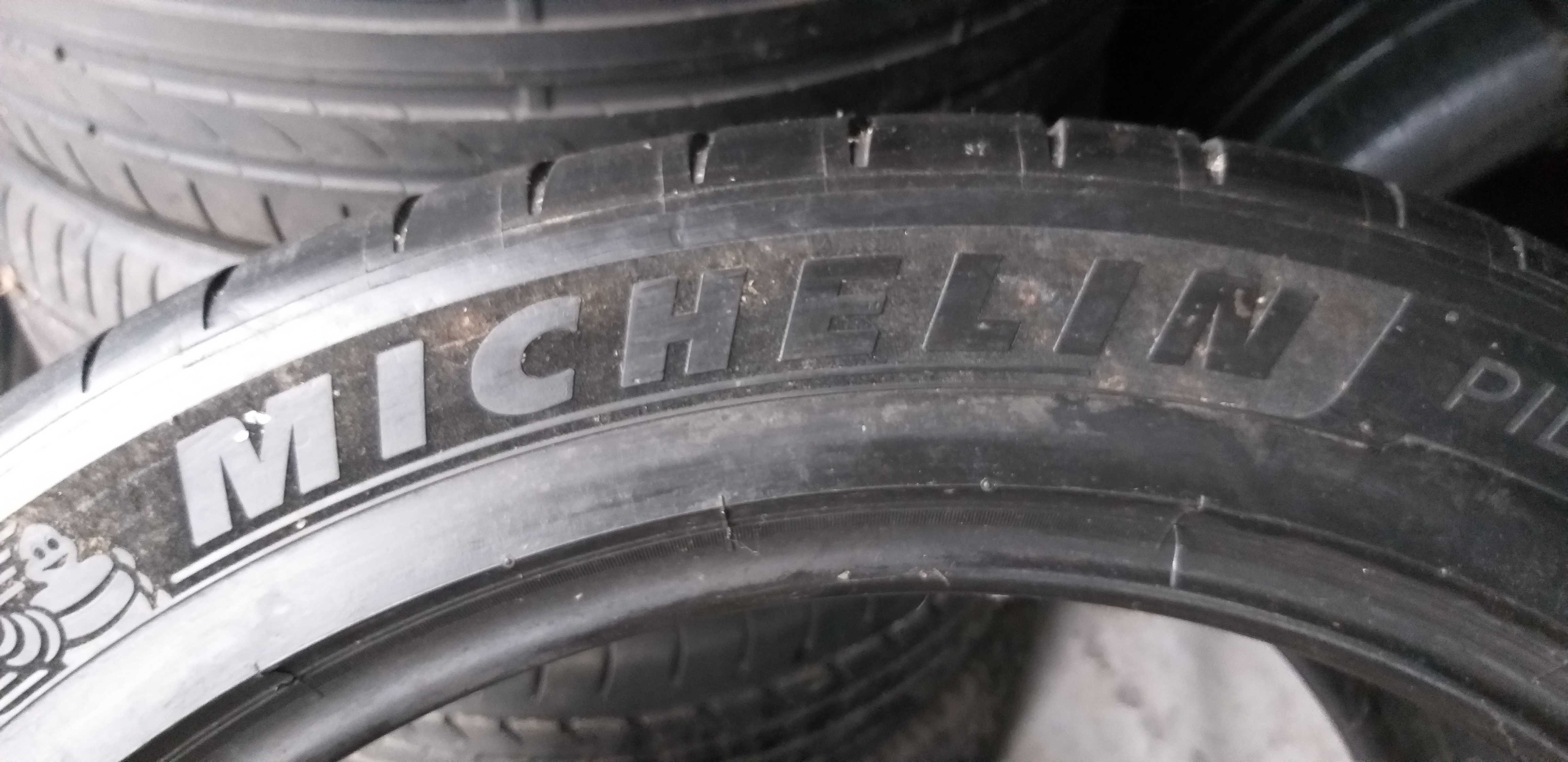 P367335D Para 275/40R19 ZR Michelin Pilot Sport4s dot.1718