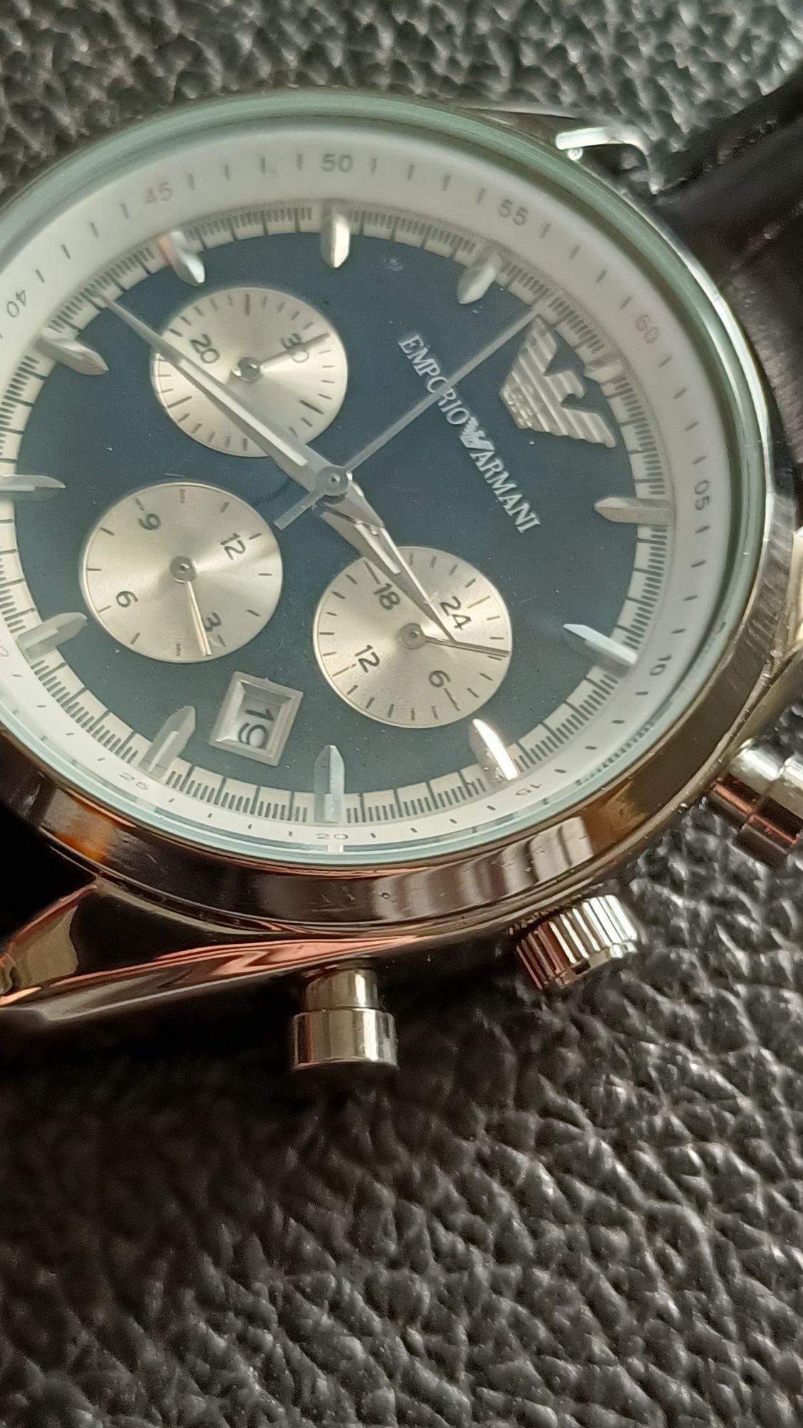 Elegancki zegarek chronograf