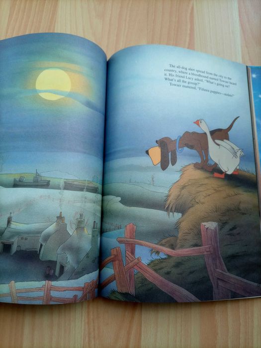 Book "101 Dalmatians"  in english - Livro em Inglês