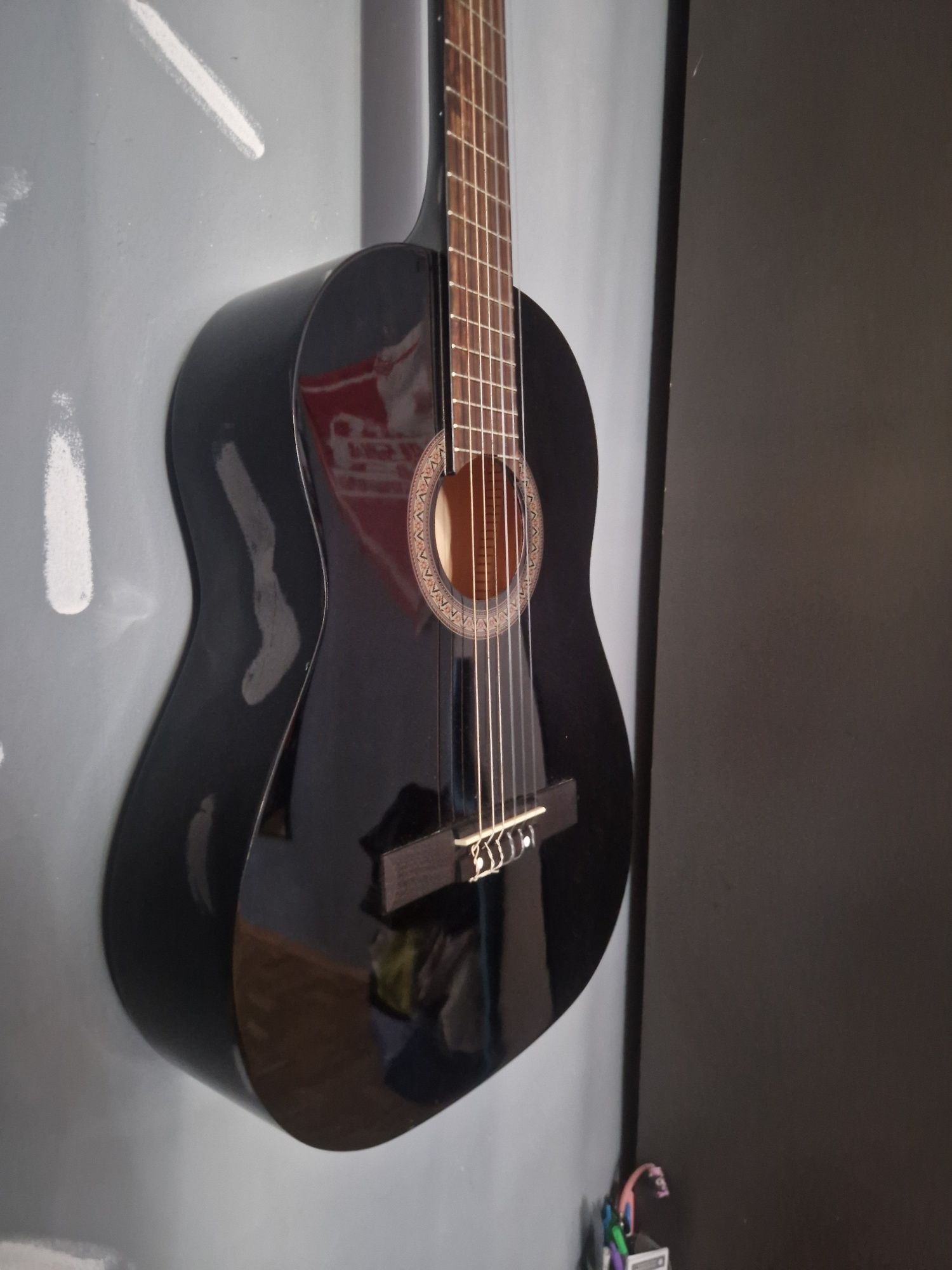 Gitara czarna klasyczna