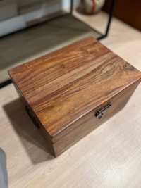 Caixa rústica em madeira
