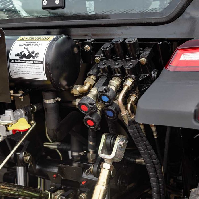 Мінітрактор Скаут ТЕ-504 з кабіною, кондиціонером /Реверс / 4х4