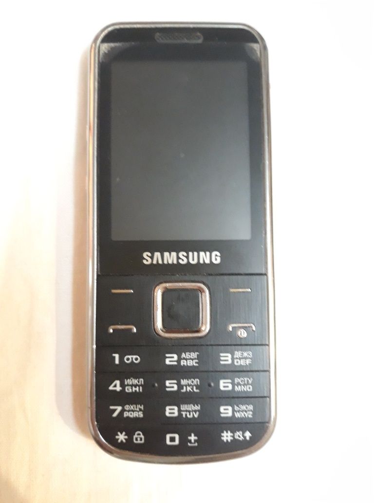 Samsung gt-c3530 наушники Tecno зарядка