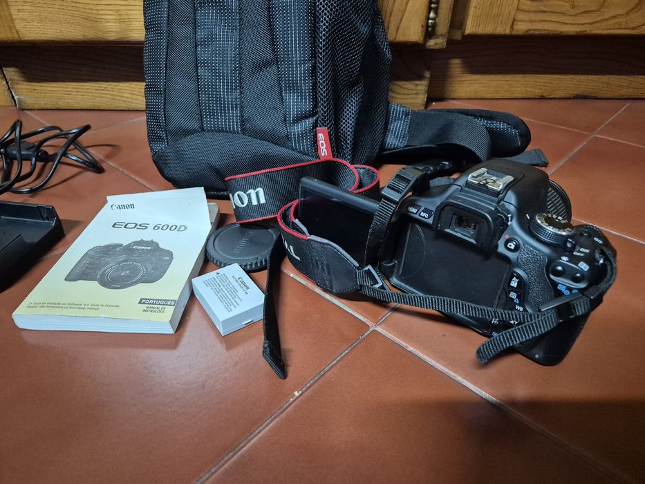 Maquina Fotográfica Canon 600D