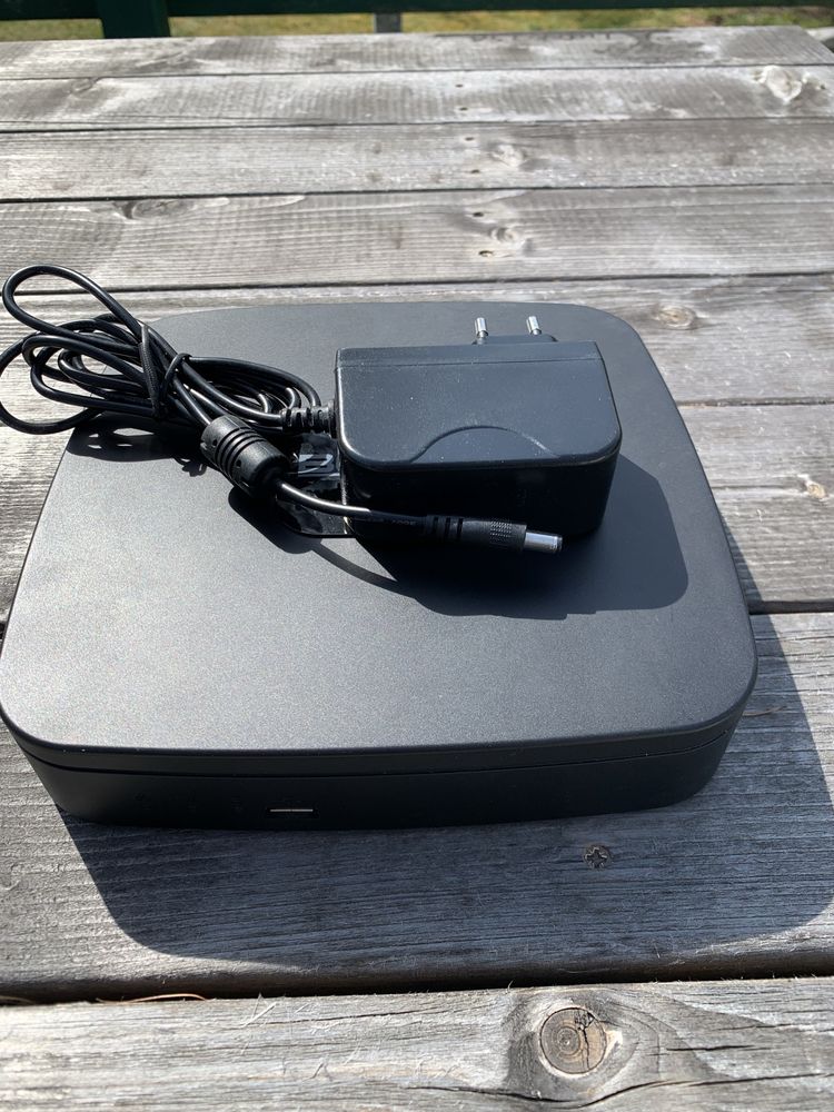 Rejestrator BCS NVR0401E