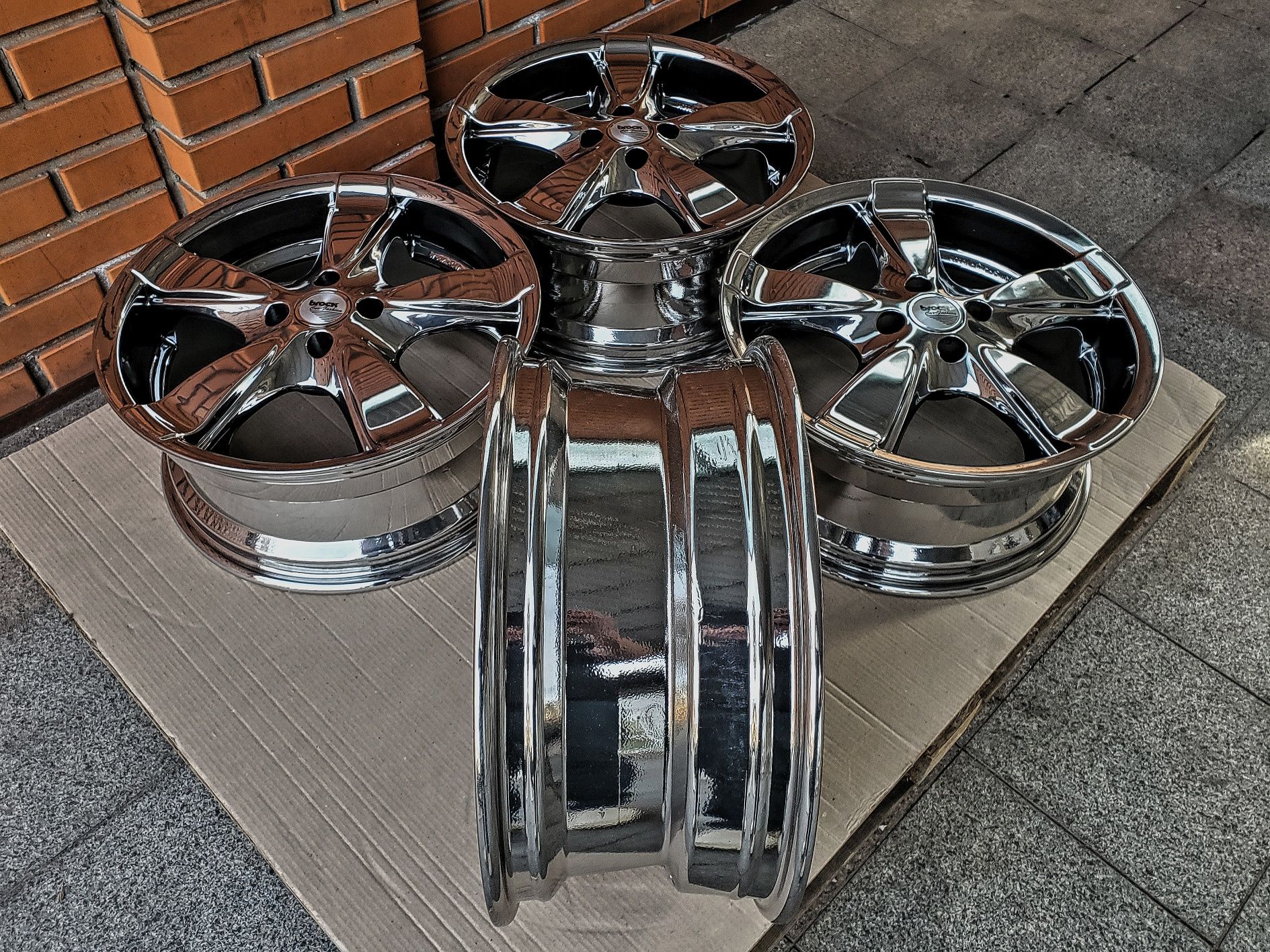 Нові R17 4x100 | 7.5J ET35 ЦО63.4 | BROCK | Original | Germany | NEW