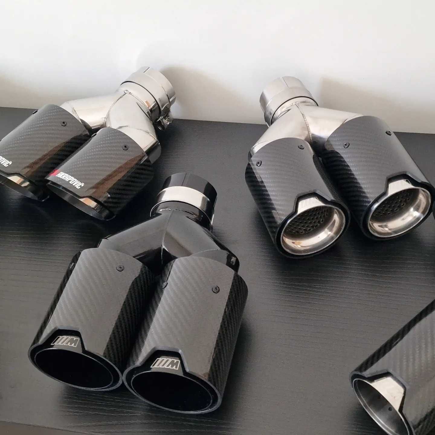 Ponteiras Akrapovic / M Perfomance Carbono