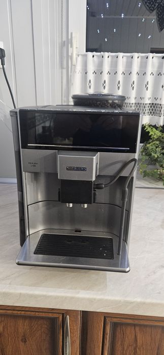 Ekspres ciśnieniowy simens EQ.6 Plus s 100