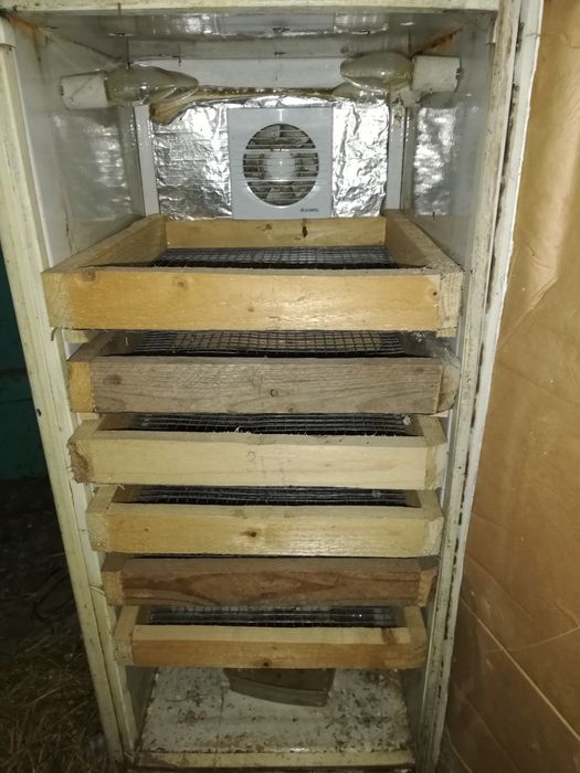 Продам інкубатори