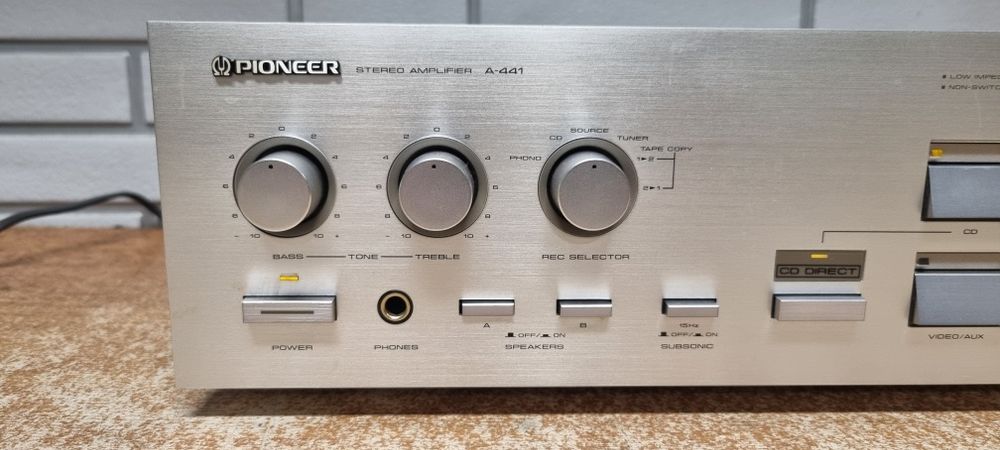 Wzmacniacz HI-FI stereo PIONEER  A-441. Japan