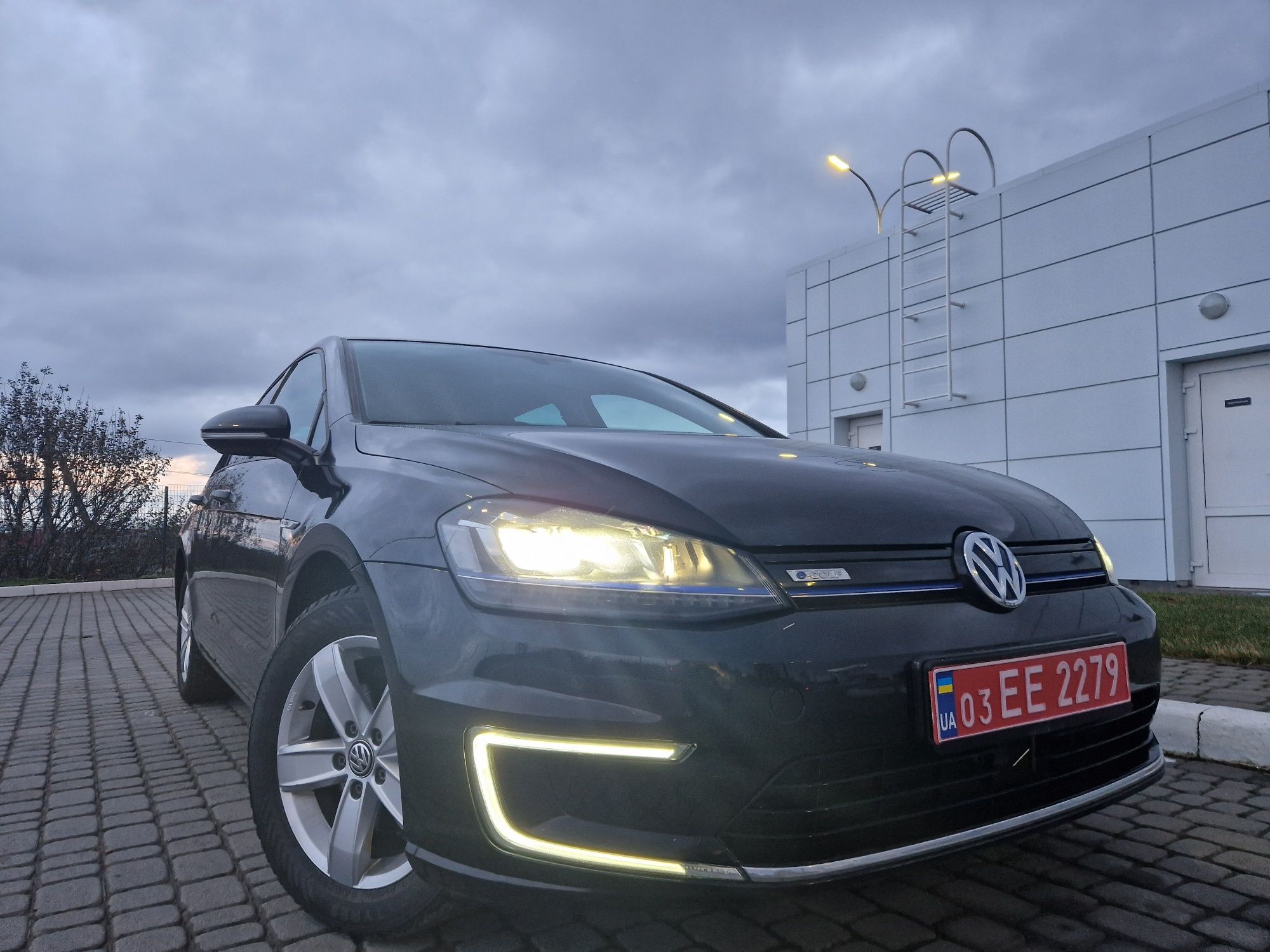 Volkswagen e-golf 2015 24kw HighLine