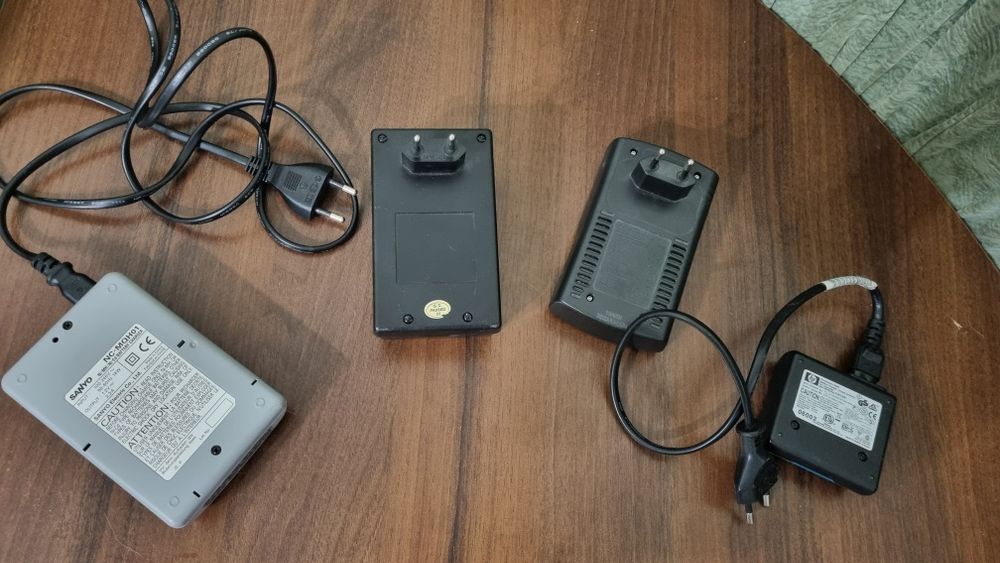 Зарядки для батареек аккумуляторов