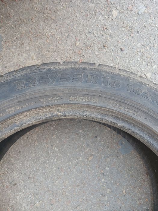 Продам шини зимові 225/55/18