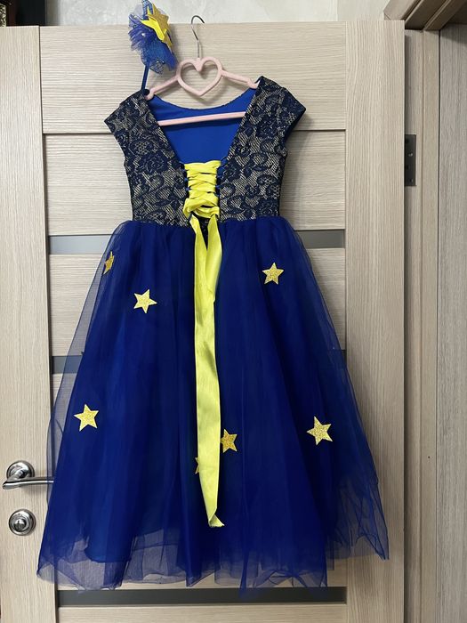 Плаття на дівчинку на 3,4,5 років