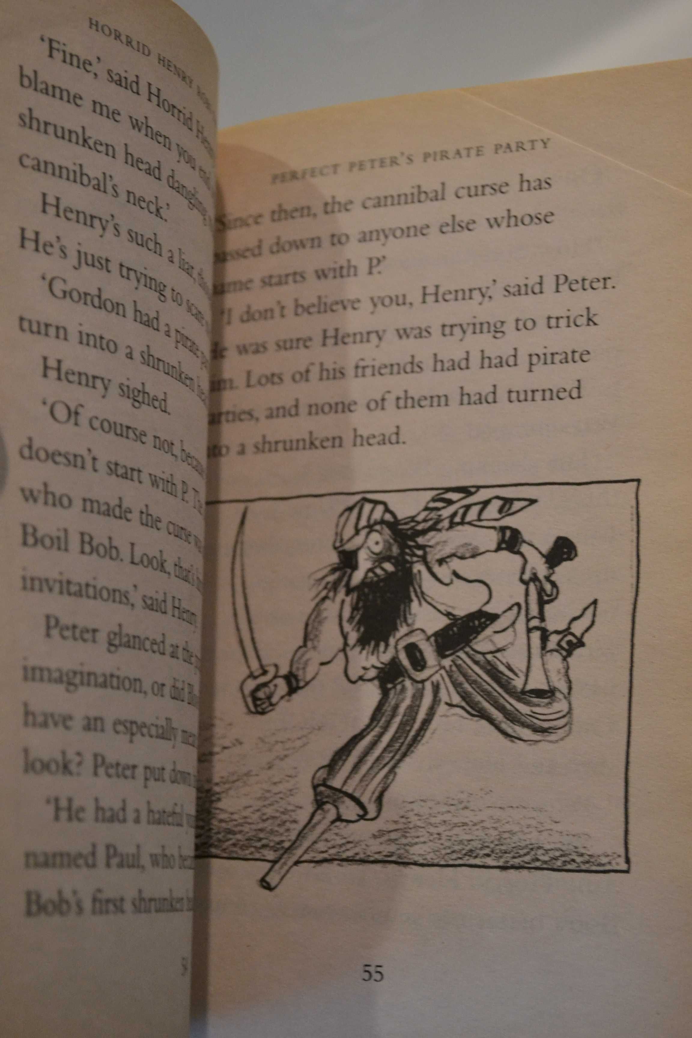 Horrid Henry  Robs The Bank  Francesca Simon