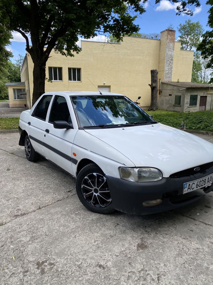 Продам ford escort