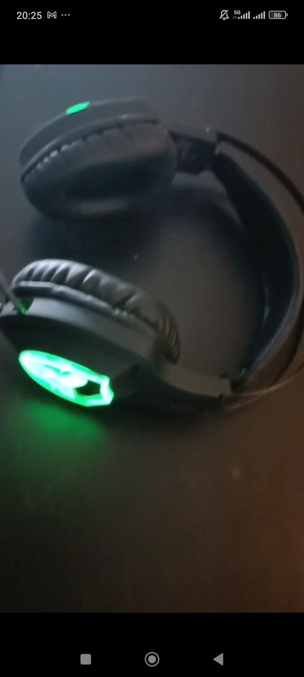 Fones gamer com led e mic