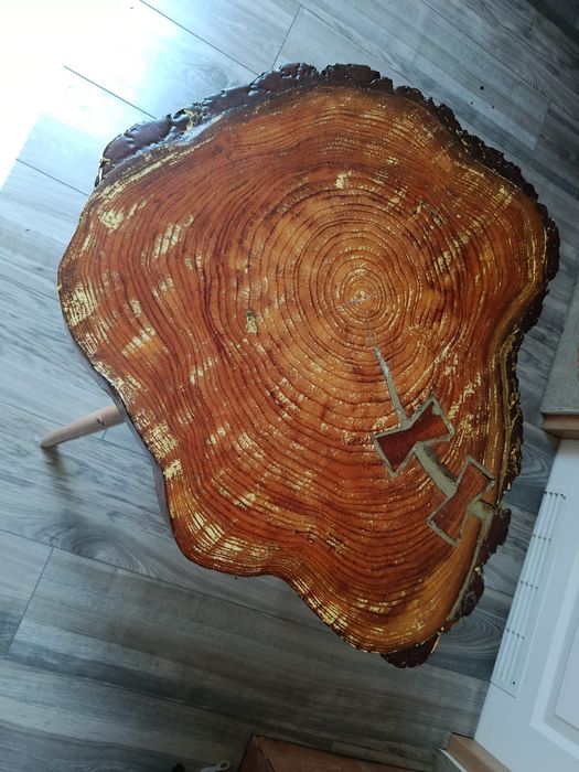 Stolik kawowy  z Modrzewia