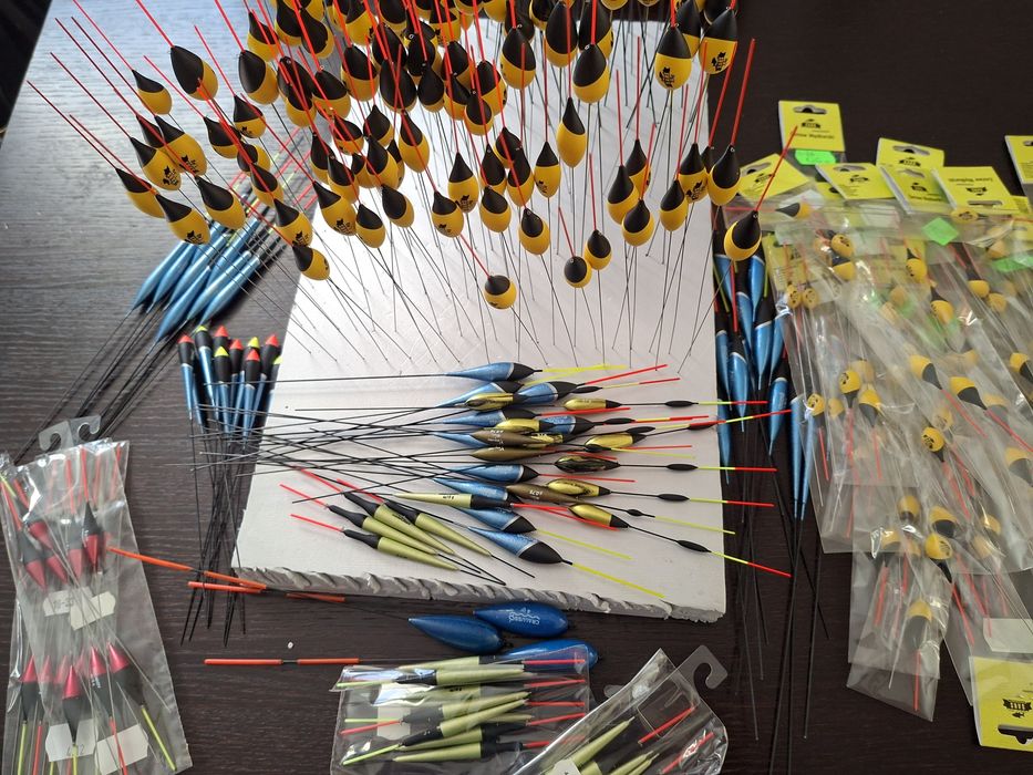 Spławiki wyczynowe, różne marki i gramatury