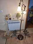 Lampa stojąca róża