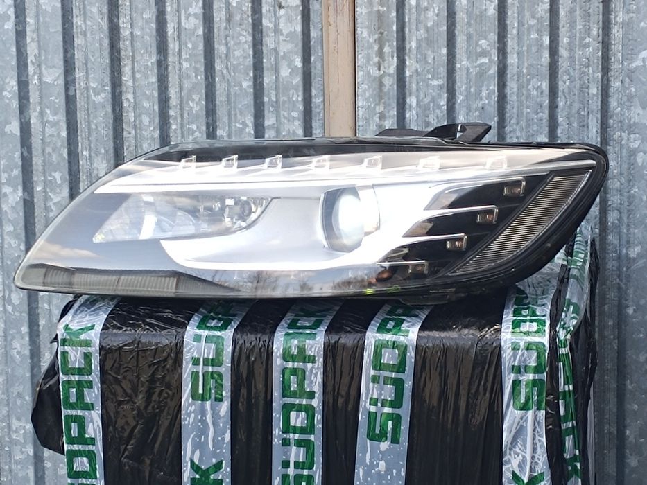 Audi Q7 LIFT 4L0 Bi Xenon LED Skrętny Lewy przód