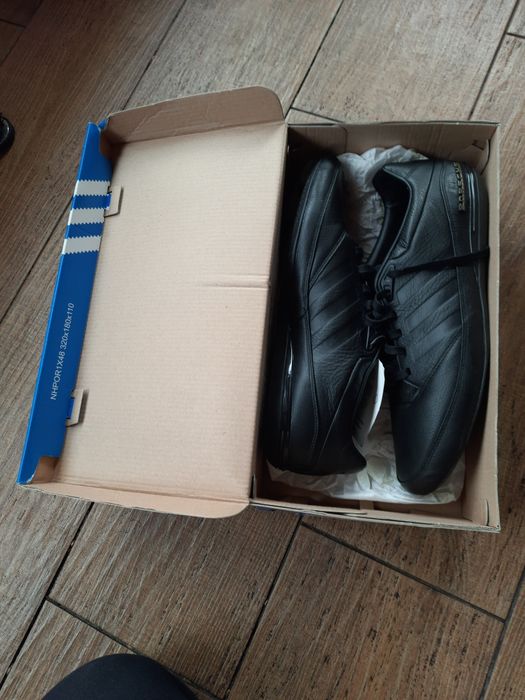 Кроси  бренду Adidas,   стан нові