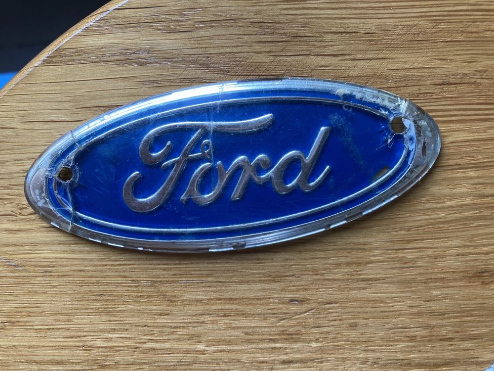 Значок до авто FORD