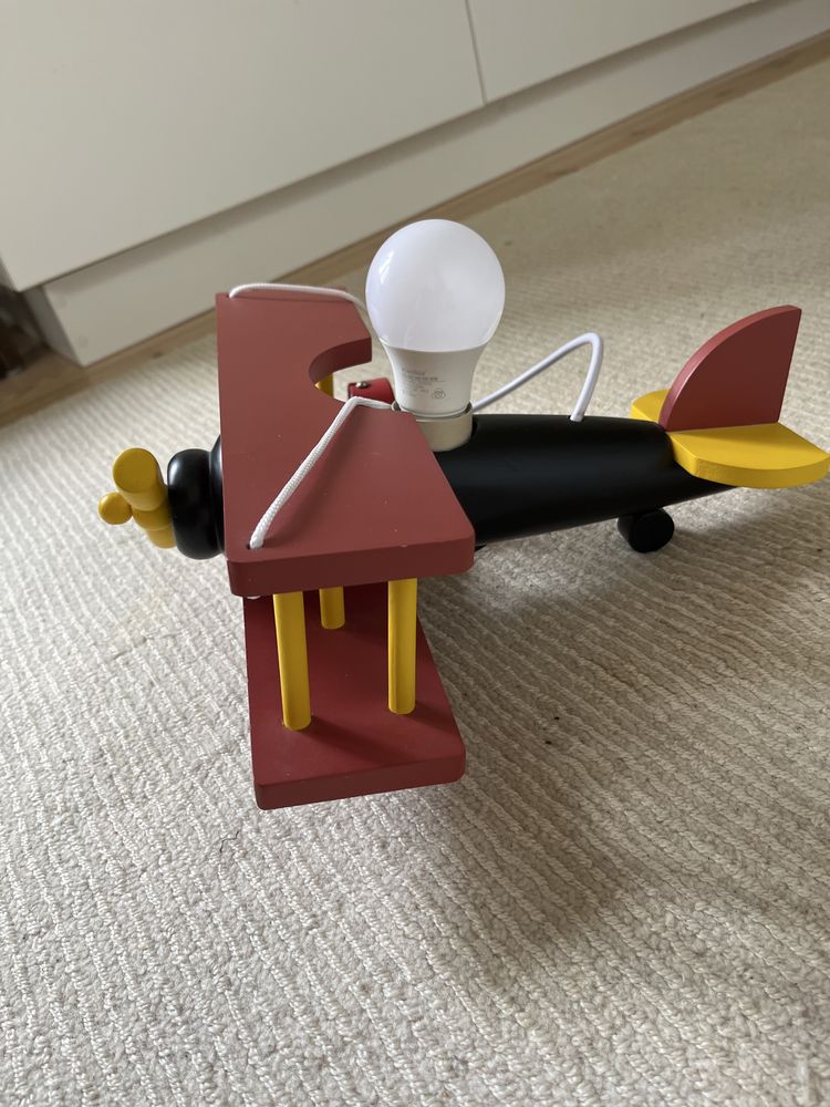 Lampa sufitowa samolot