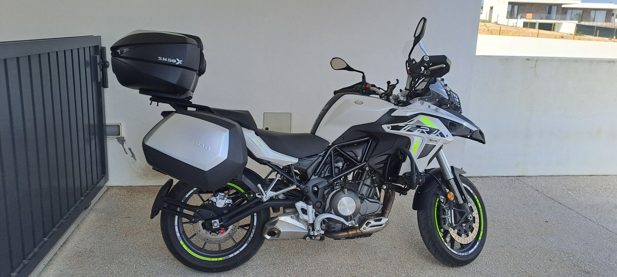 Benelli  Trk  5 0 2