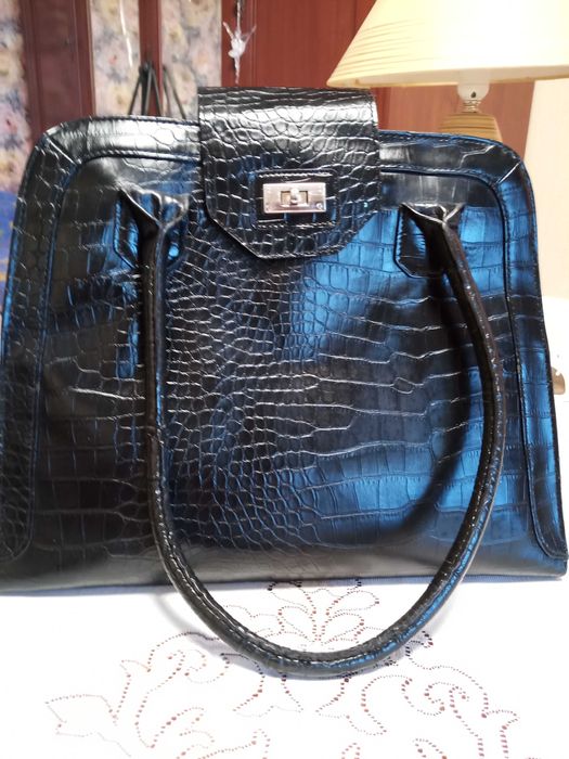 Недорого женская сумка "ORIFLAME"