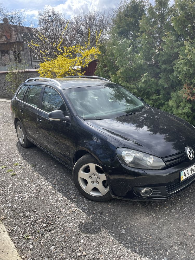 Продам автомобіль volskvagen golf 6 один власник