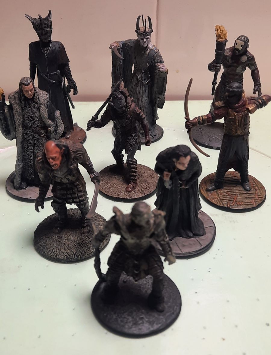 9 figuras em metal da série Senhor dos Anéis Lord of the rings
