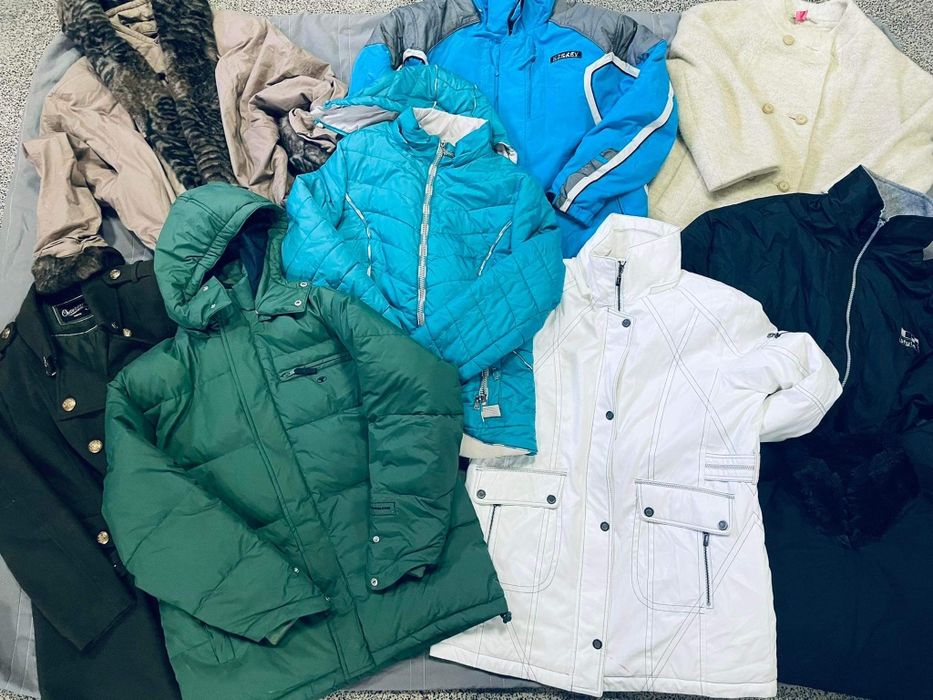 Kurtki Zimowe, odzież używana,  hurt!