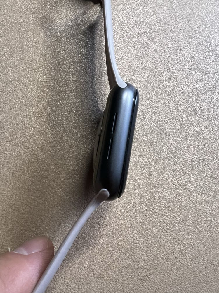 Продам Apple watch 4 44 мм