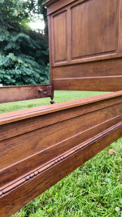 Nr. 1701 Łóżko w stylu Art Nouveau
Nr.1701  Łóżko w stylu Art Nouveau