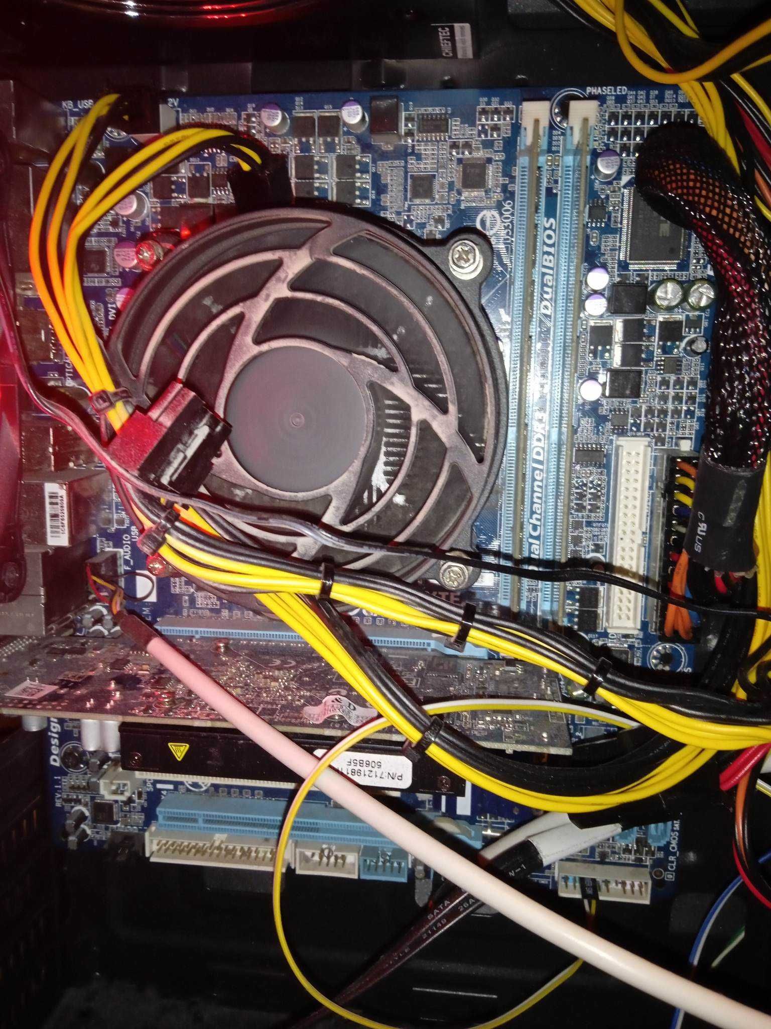 Plyta glowna + procesor z chłodze + 8gb ram+ Karta graficzna SUPERSTAN