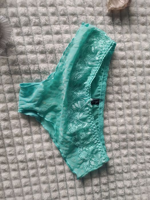 Білизна трусики гарний стане на хс- с границ стан