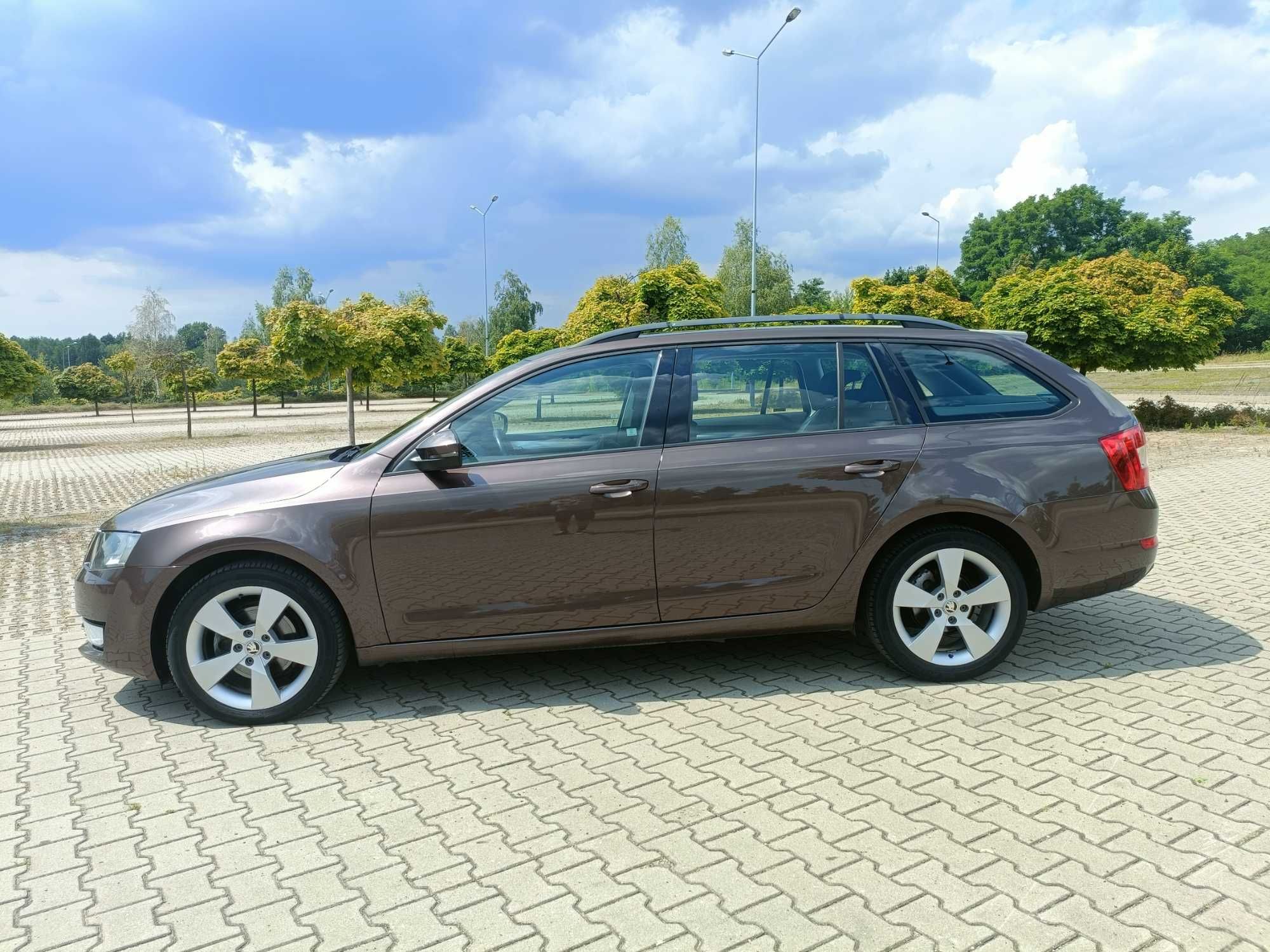 SKODA OCTAVIA III Kombi 2.0 TDI 150KM DSG ELEGANCE Automat 2 kpl. kół