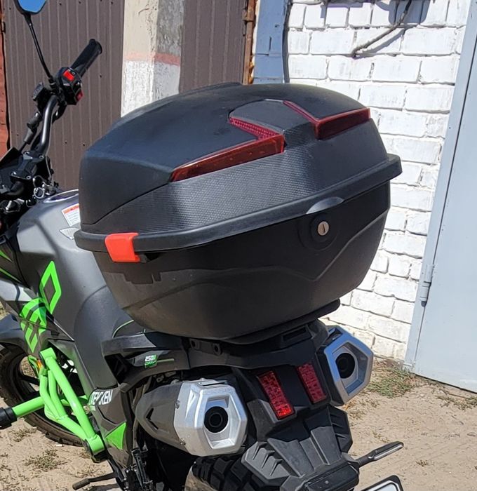 Кофр центральный (багажник)