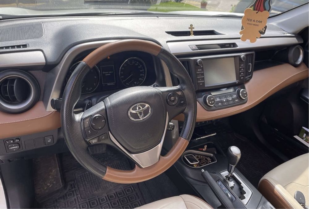 Продам Авто Toyota RAV 4 2017 року