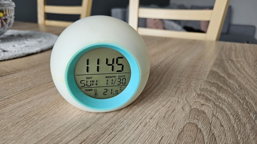 Budzik, zegarek, kolorowy